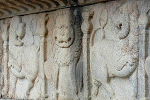 lion frieze at the stage of Nillakgama Bodhigara