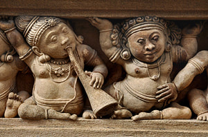 carved Gana musicians at the Kelaniya Temple