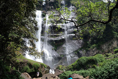 Bomburu Falls