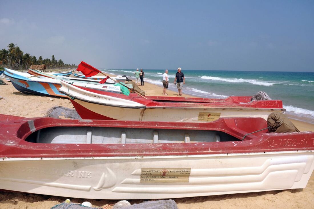lonesome Thalaiyadi Beach in the northeast of Jaffna Peninsula in Sri Lanka