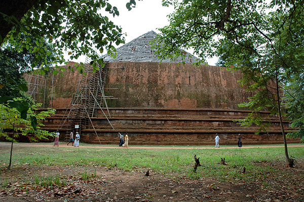 Yudaganava Stupa neat Buttala