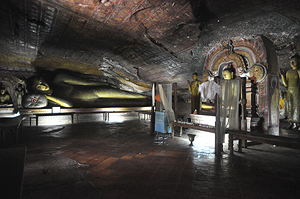 Dambulla Cave No.3 - Maha Alut Viharaya