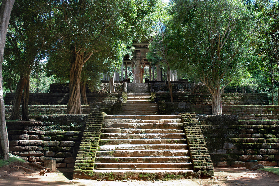 Dambegoda Bodhisattva statue on a stepped pyramid