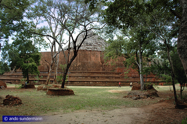 giant stupa in Yudaganawa