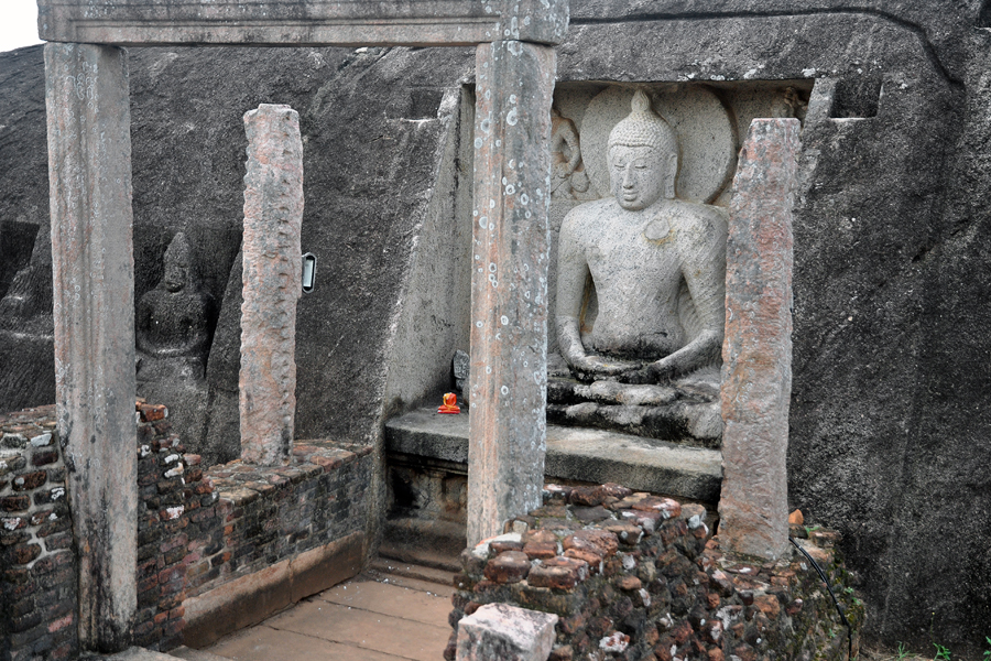 Sedentary Buddha in Thanthirimale
