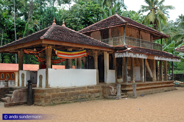 Vijayasundarama temple in Dambadeniya