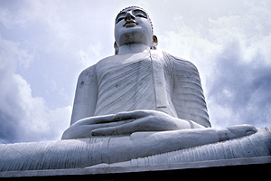 Kandy Bahiravakanda Buddha statue