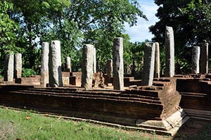 ruins of the Ramba Vihara in southern Sri Lanka