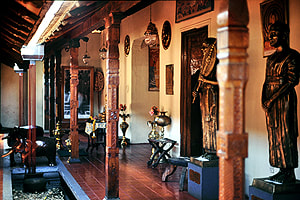 monastic museum in Malwatta Viharaya