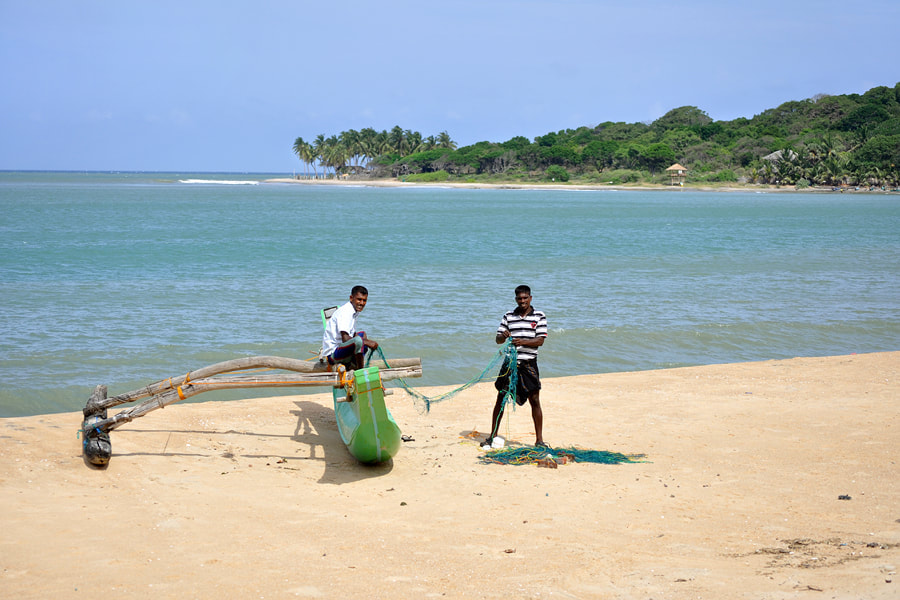 Arugam Bay fishermen at the beach