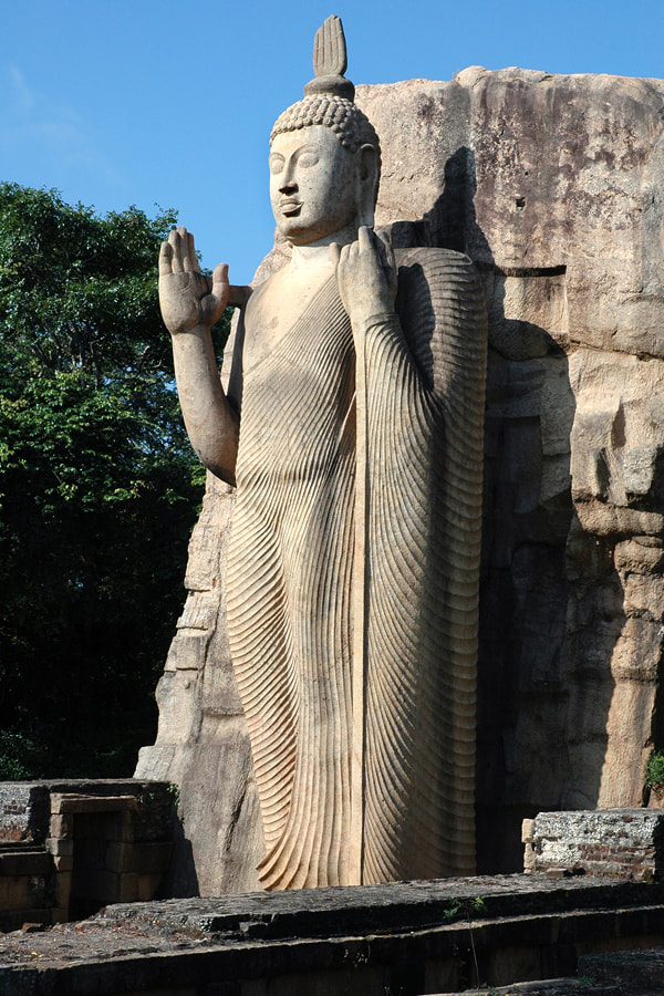 Aukana rock-cut Buddha sculpture in Sri Lanka