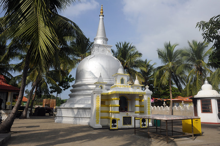 Dagoba des Nagadipa Purana Vihara auf Nainativu