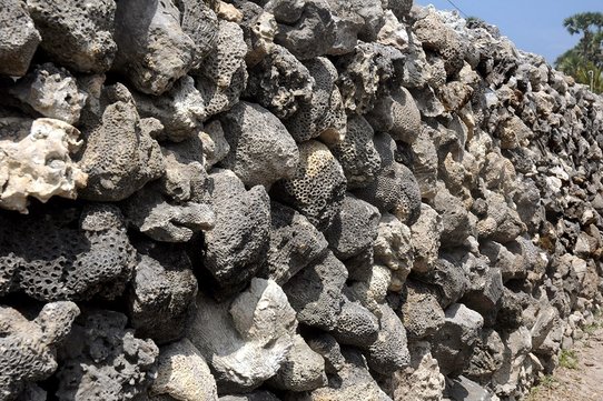 coral stone walls on Delft Island