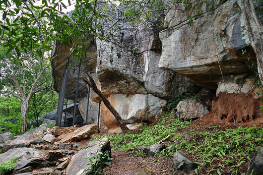 rock shelter known as Pulligoda cave in Dimbulagala