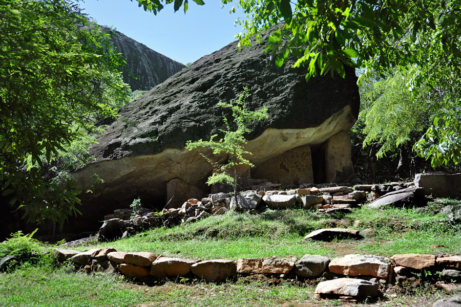 cace hermitage Kashapa Lena near Namal Pokuna in Dimbulagala