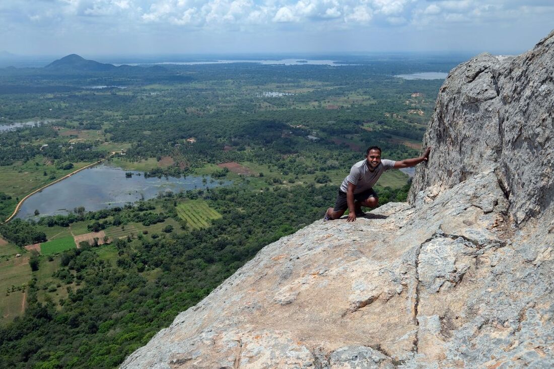 view from Katupotha Kanda to the plains with tanks around Anuradhapura