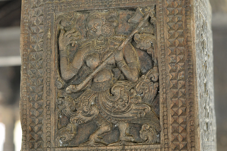 Kinnari depicted in the Embekke temple in Sri Lanka