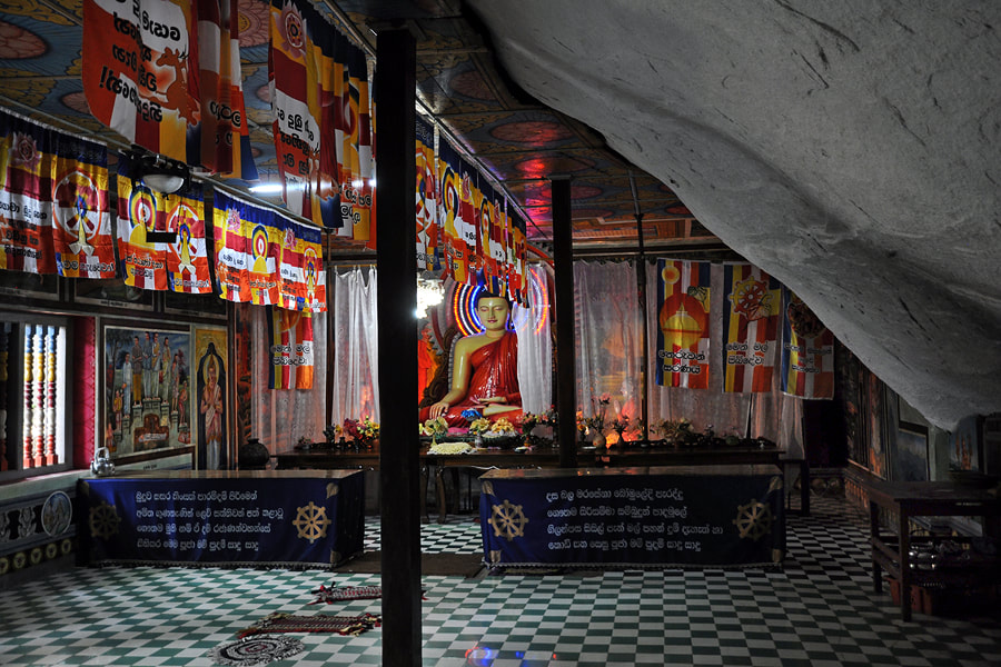 cave temple Maligatenna in Gampaha District