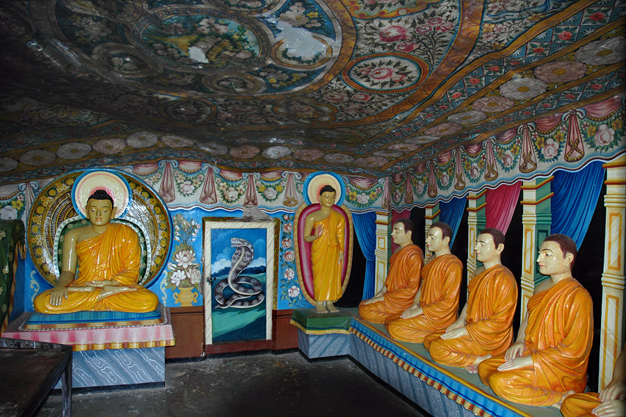 Naga Cave in Mulkirigala
