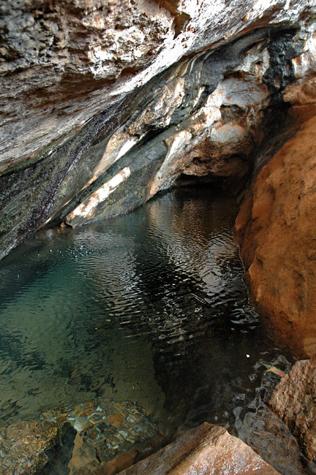natural pond in the Maradiviya cave