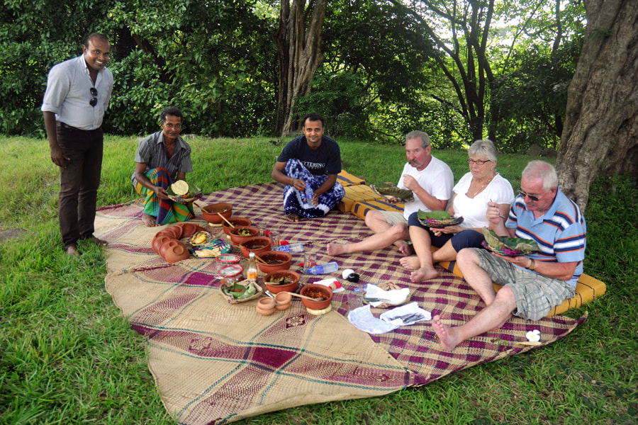 Picnic lunch in Mihintale