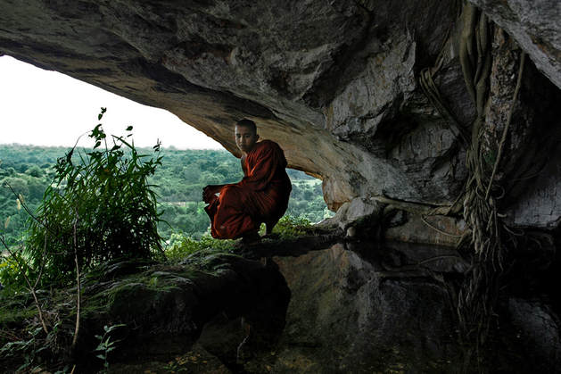 cave pond od Madagama Kanda in Sri Lanka