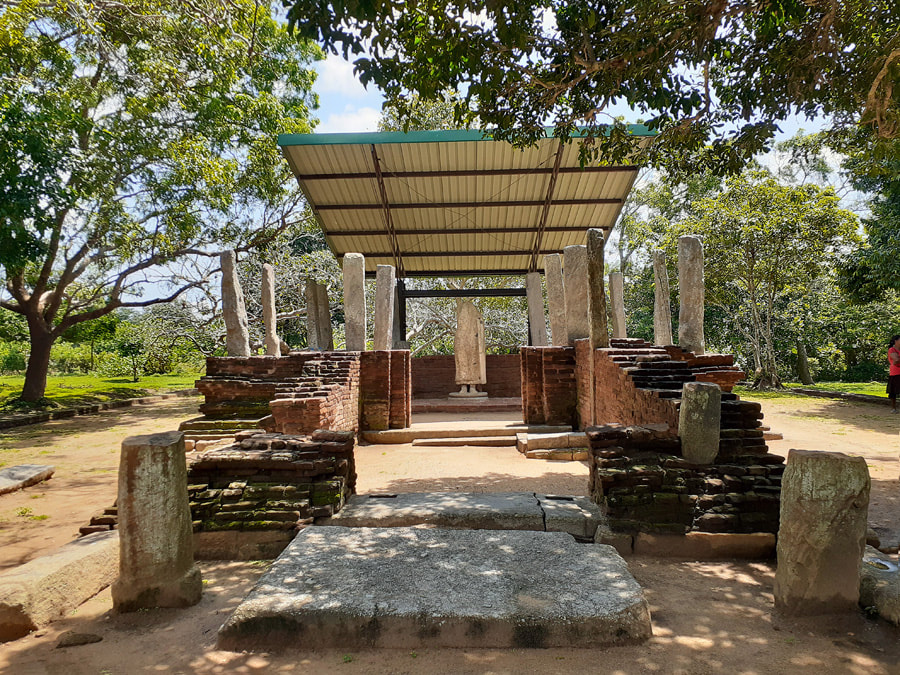 image house with statue in situ in the Rambha Viharaya